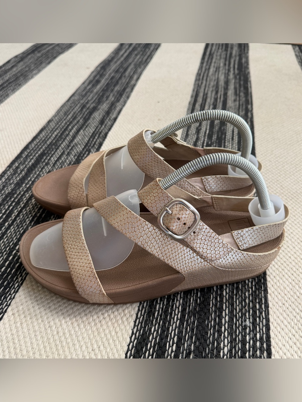 FitFlop Women's Neutral Taupe Strappy Comfort Sandals Size 10